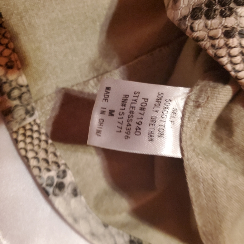 Le Lis Faux Leather Multi-Color Snakeskin Print Mini Skirt, Medium - Picture 15 of 15